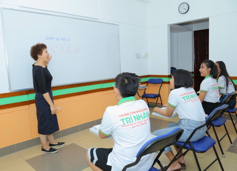 PHƯƠNG CHÂM HOẠT ĐỘNG